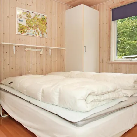 Beautiful Home In Hojby With Wifi * Højby