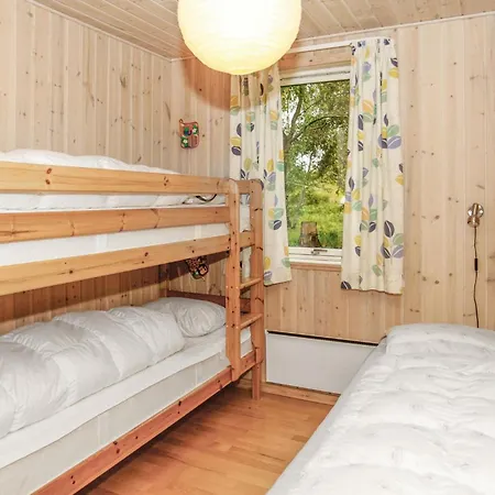 Beautiful Home In Hojby With Wifi Prázdninový dům *