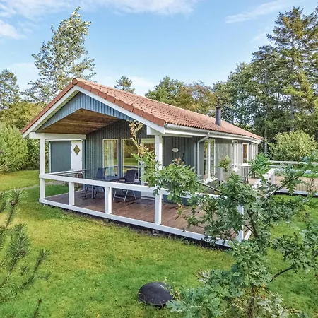 3 Bedroom Lovely In Hojby Vakantiehuis *